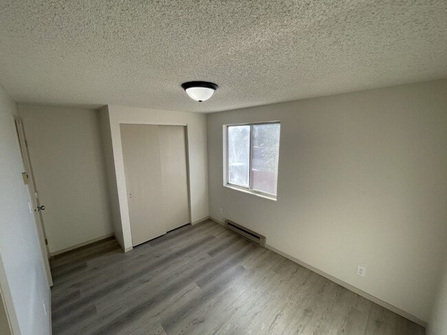 Building Photo - Beautifully Remodeled 3-Bedroom Home with Fenced Yard & Covered Parking