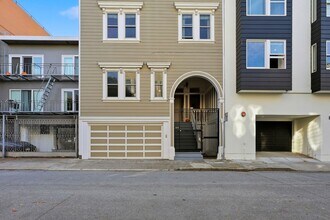 Building Photo - Magnolia Street 43-45