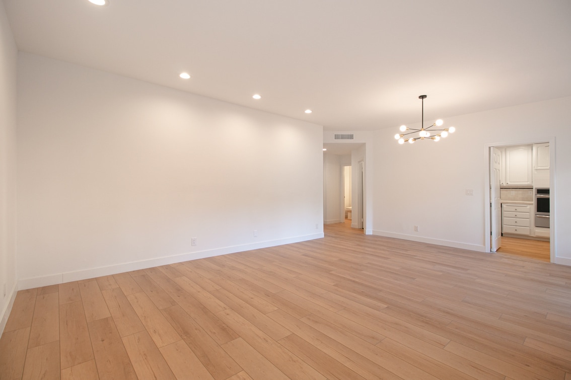 Building Photo - 5200 White Oak Ave