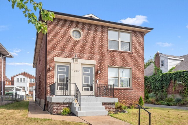 Building Photo - 4957 Miami St