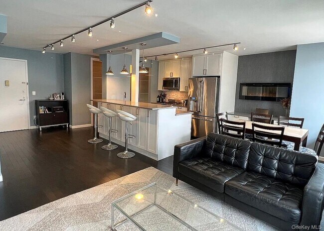 Building Photo - 4-74-74 48th Ave