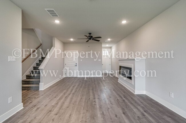 Building Photo - 933 Cooksey Ct