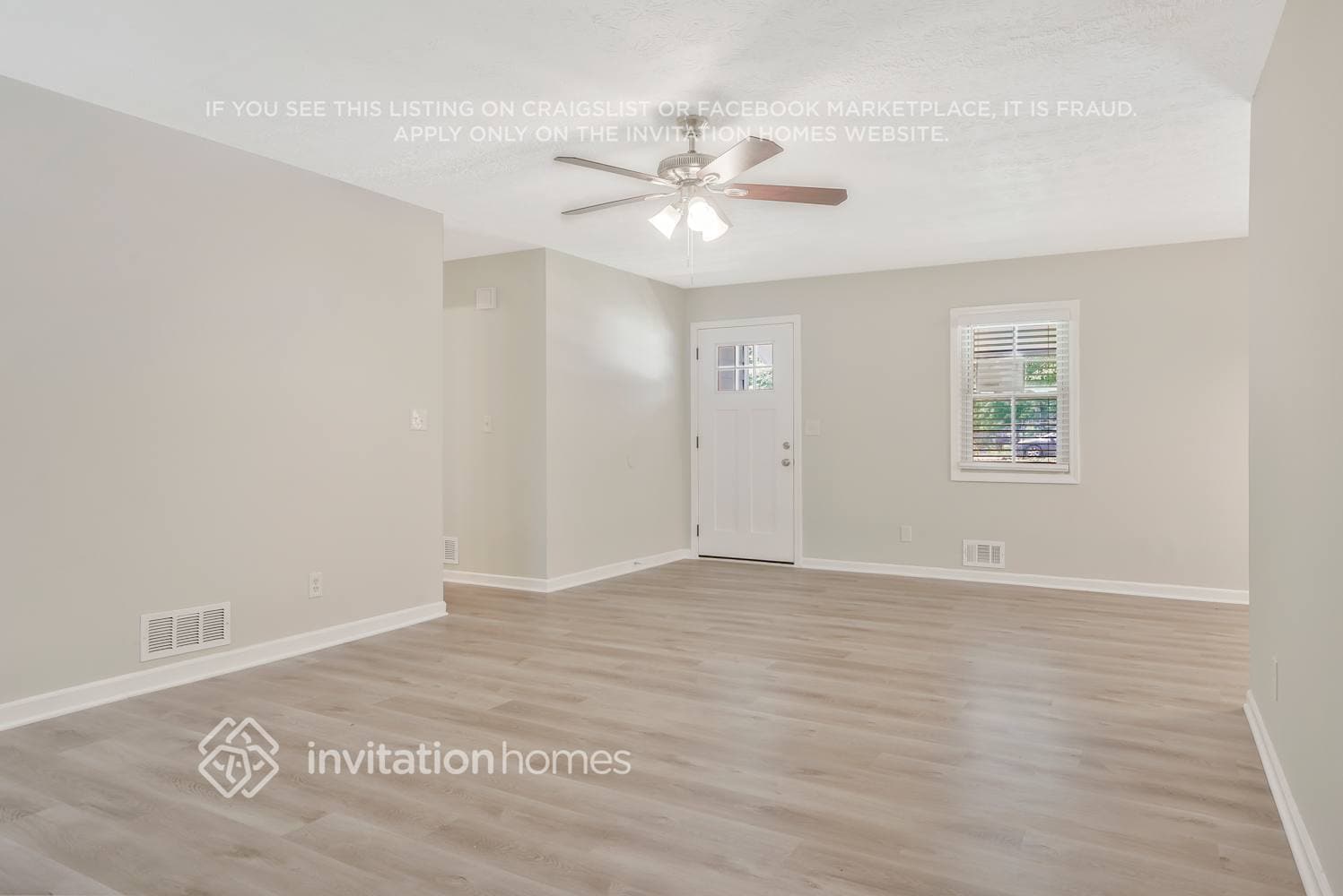 Building Photo - 4812 Hemlock Dr SE