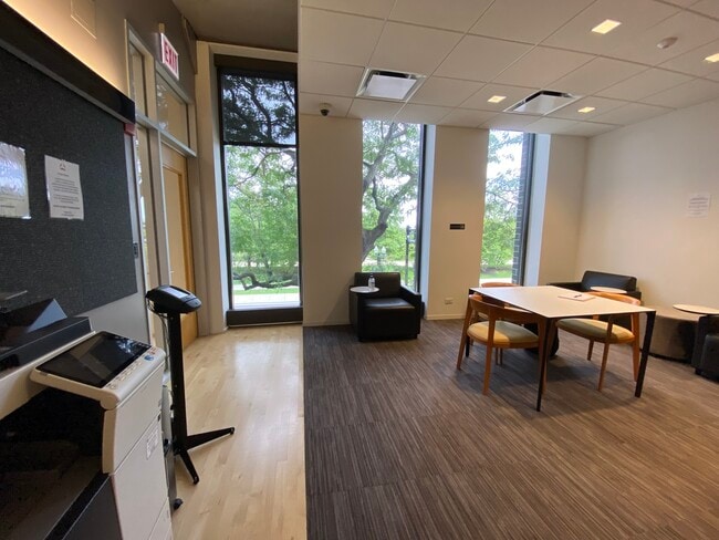 Building Photo - 505 N Lake Shore Dr