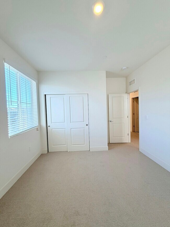Building Photo - 3948 Telluride St