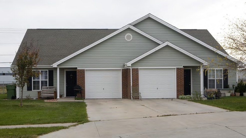 Village Plaza Homes 2730 W La Platte Rd Kearney NE 68845 Apartment