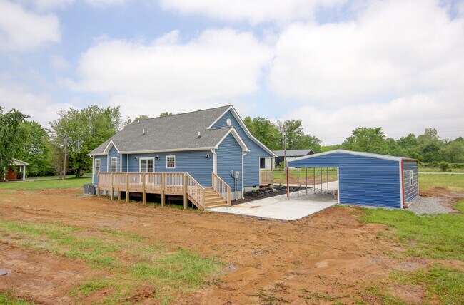 Building Photo - 5821 Highland Lick Rd