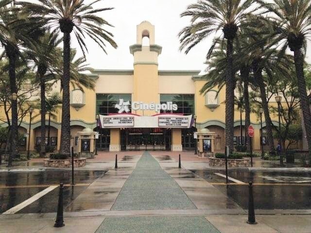 Building Photo - 320 Park Ave