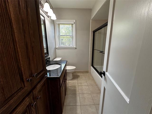 Building Photo - 6451 Oriole Dr
