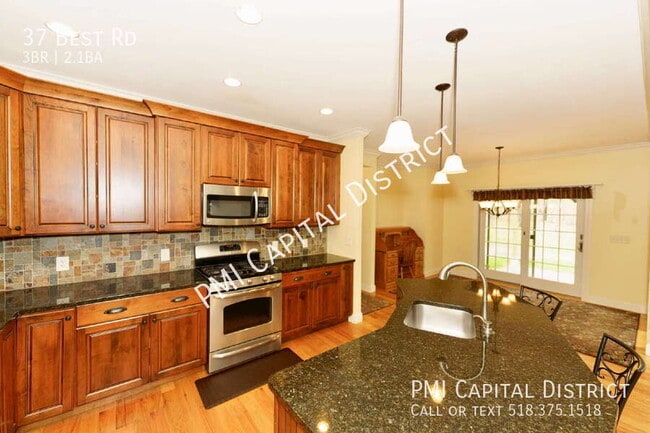 Building Photo - 37 Best Rd