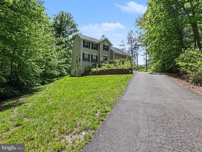 Building Photo - 9811 Catharpin Rd