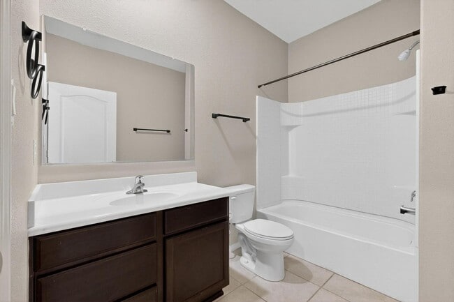 Building Photo - Executive 2 story Town house 4 Bedroom 3 b...