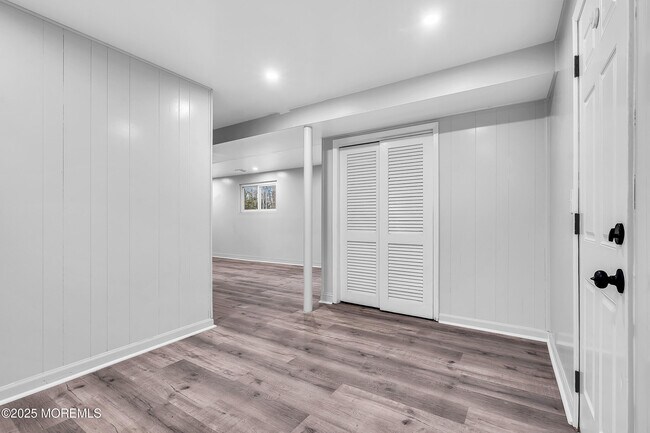 Building Photo - 47 Beam Ave