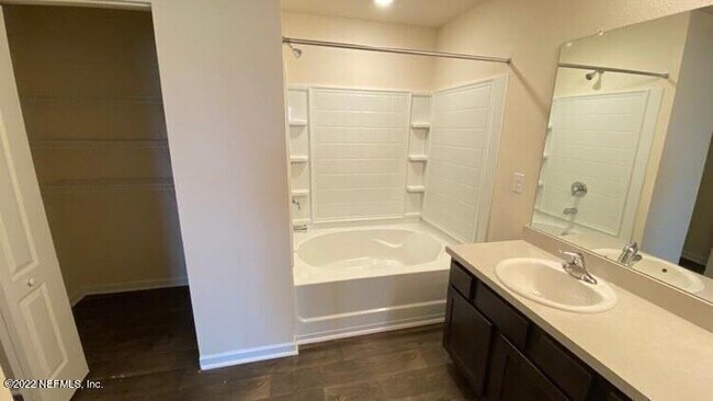 Building Photo - 3541 Lawton Pl
