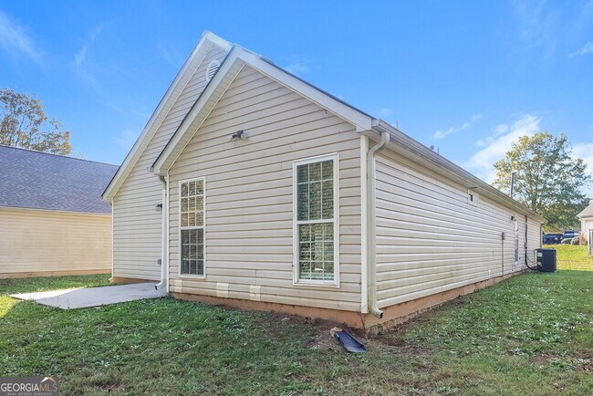 Building Photo - 3568 Brookstone Way