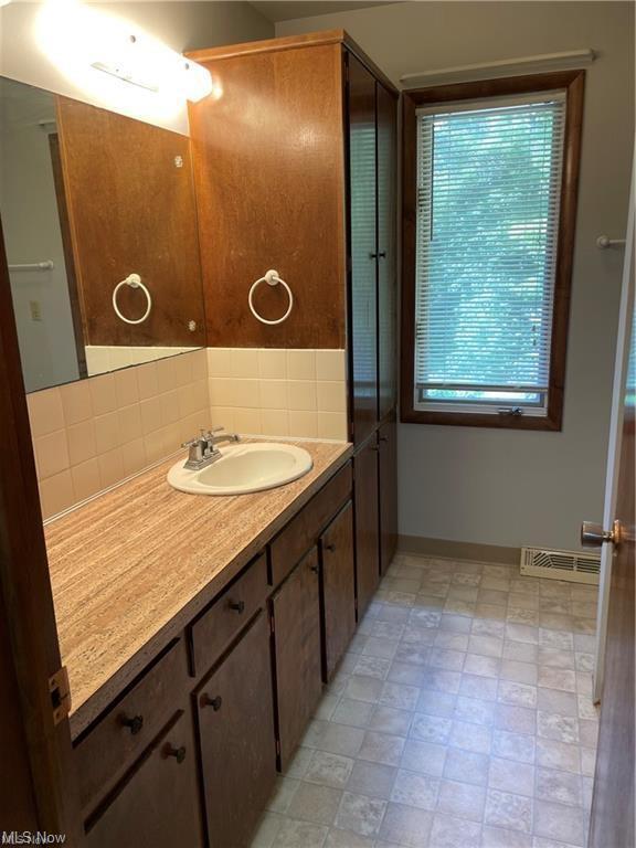 Building Photo - 4435 Ridgedale Dr