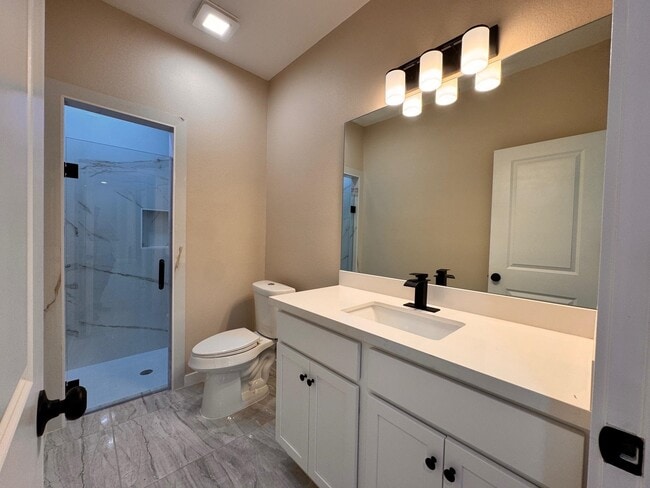 Building Photo - 6702 El Bosal Ln