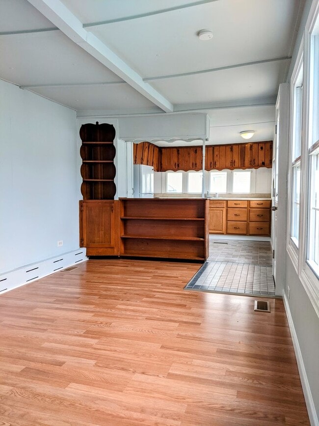 Building Photo - One bed mobile home- Aston, PA