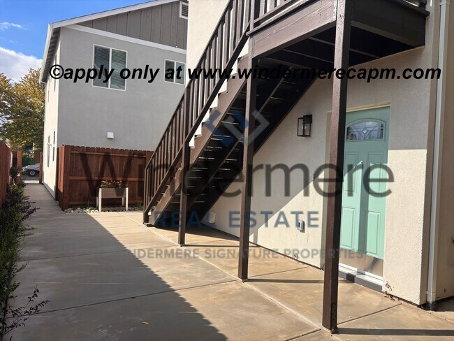 Building Photo - BRAND NEW Downstairs 2-Bedroom ADU with Modern Finishes! HALF OFF 1ST MONTH'S RENT!!