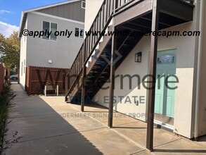 Building Photo - 5453br