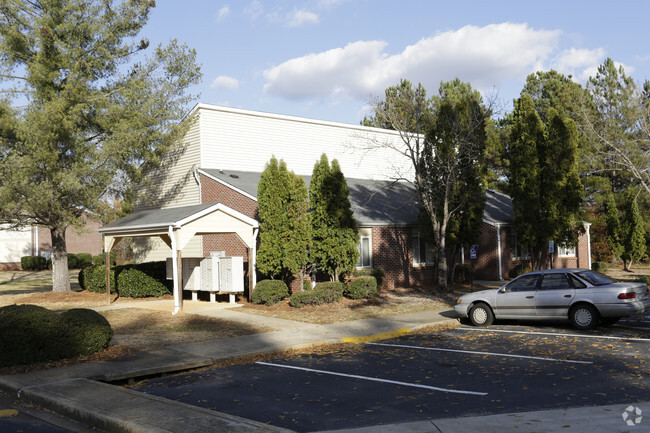 Building Photo - Woodside Apartments