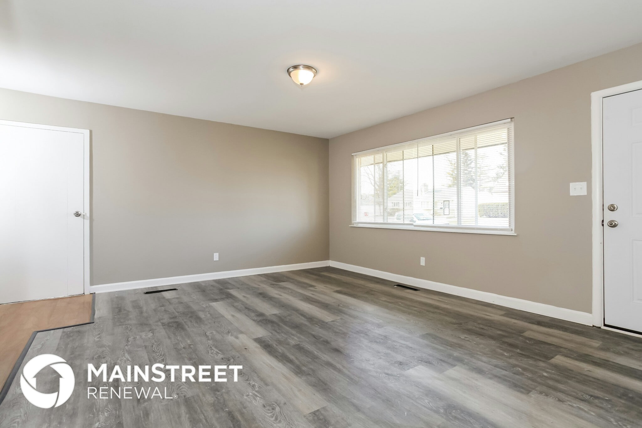 Building Photo - 4352 Ashgrove Dr