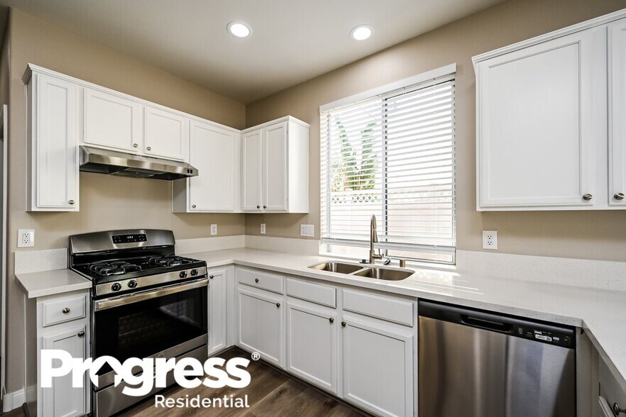 Building Photo - 6246 Arbor Valley Ave