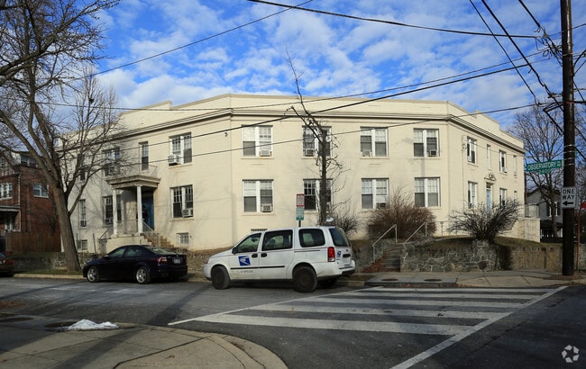 Building Photo - 3711 Benton St NW