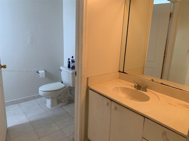 Building Photo - 9631 SW 138th Ave