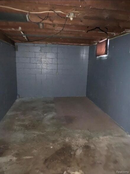 Building Photo - 2032 Utley Rd