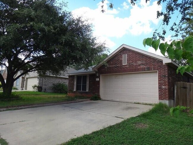 Building Photo - 1903 Balsam Way