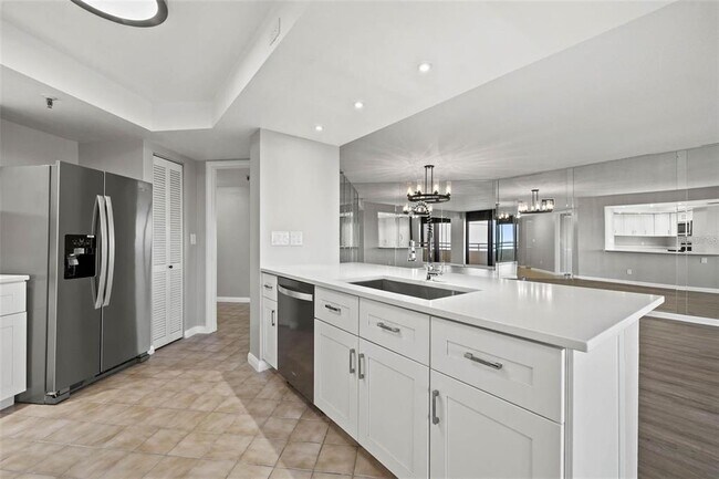Building Photo - 5950 Pelican Bay Plaza S