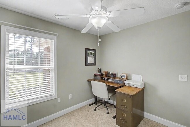 Building Photo - 220 Jackson Ave NE