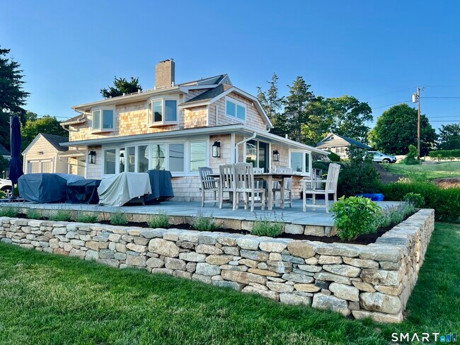 Building Photo - 672 Mulberry Point Rd