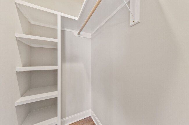 Building Photo - 109 Firethorn Dr