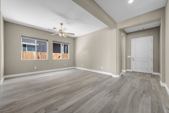Building Photo - 9545 Hawkshead Rd