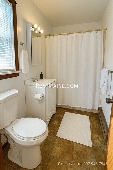 Building Photo - 14 Rancourt Ave