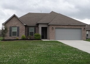 Building Photo - Beautiful Home for Lease in Denham Springs