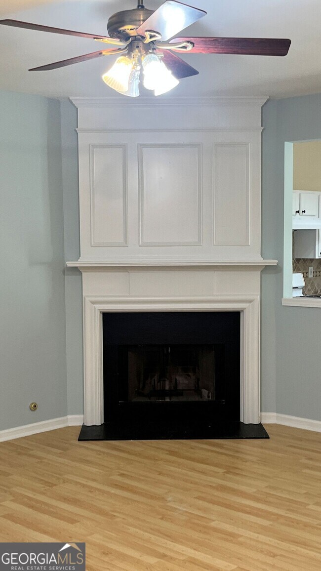 Building Photo - 4645 Valais Ct
