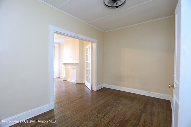 Building Photo - 141 St James St