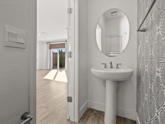 Building Photo - The Magnolia - 3 Bedroom plus loft, 2.5 Ba...