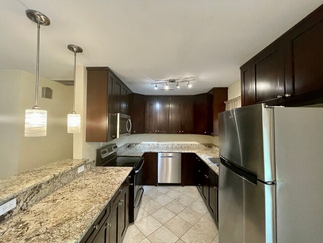 Building Photo - Ready 07-13-26! 4/2 Ranch Home On Corner Lot! Pet-Friendly & All Appliances Convey!