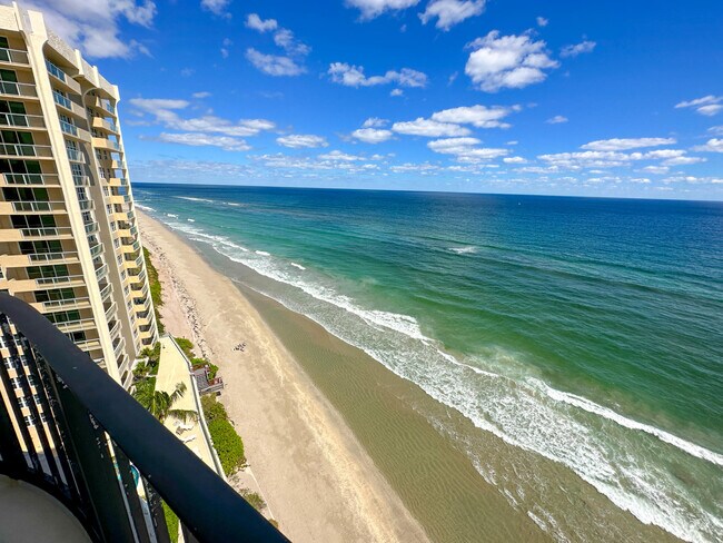 Building Photo - 5420 N Ocean Dr