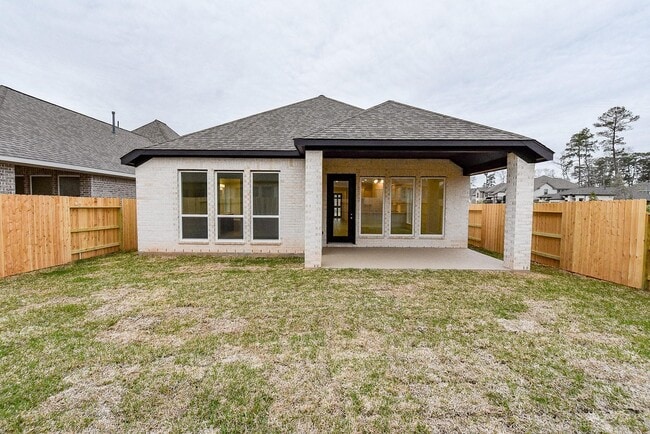 Building Photo - 611 Sand Branch Dr