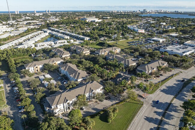Context - Lake Shore Apartments