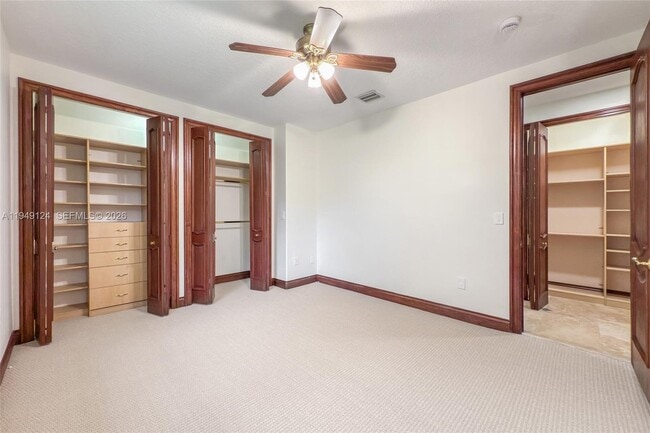 Building Photo - 8480 SW 98th St