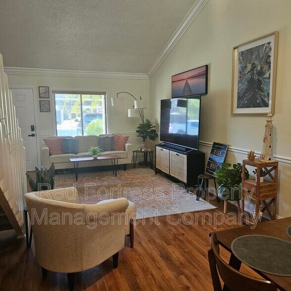 Building Photo - 12918 Meadowood Ct