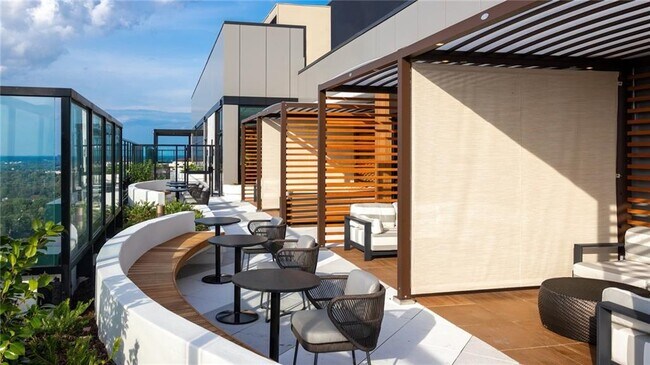 Building Photo - 1382 Peachtree St NE