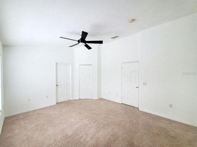 Building Photo - 1513 Deer Tree Ln