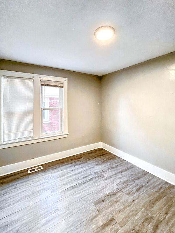 Building Photo - 5511 Somerset Ave